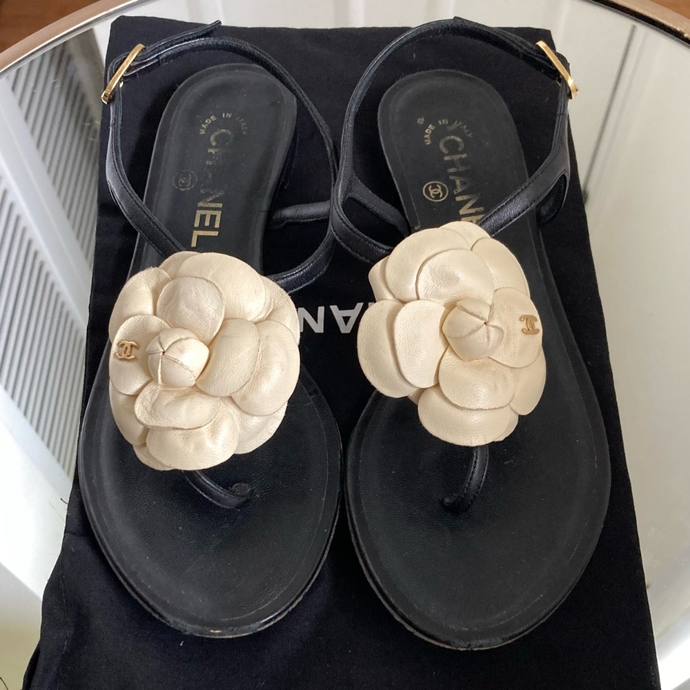 Chanel Sandals Camellia flower floral Black Cream leather buckle size 7 37 logo